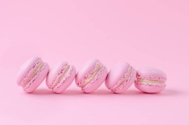 pembe macaroons, pembe arka plan ev yapımı