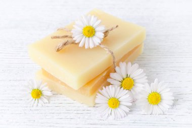 el yapımı organik papatya sabun bar taze papatya çiçeği ile
