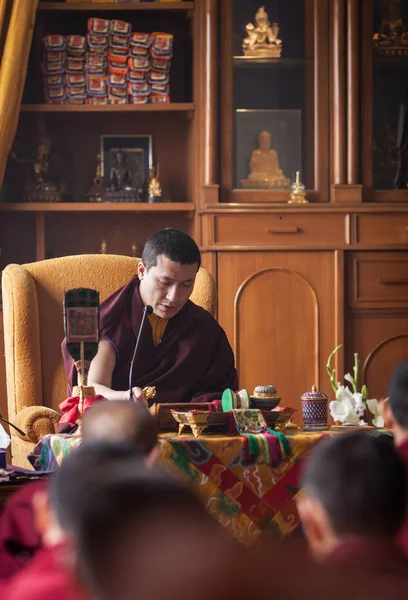 17 Gyalva Karmapa Trinley Thaye Dorje Kibi içinde