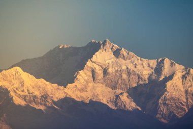 Kanchenjunga gündoğumu ışık