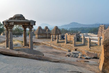 Eski milli tarihi Hampi topluluğu.