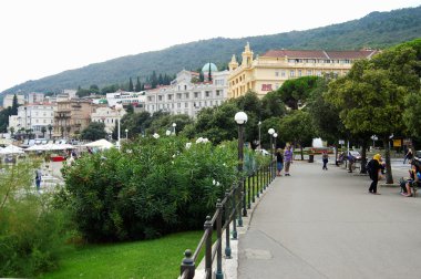 Opatija, Hırvatistan. Sahil bulvarı.