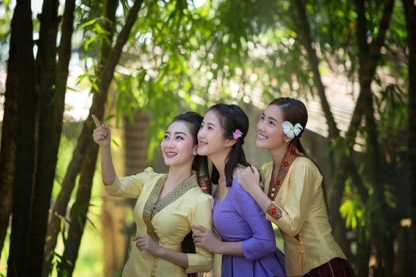 Lycka laos kvinnor — Stockfoto