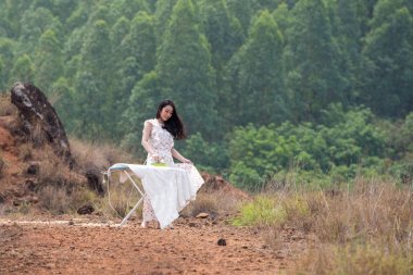 Asla sıkıcı bir iştir. Doğa ve ev kadınları gücünü deneyimi.