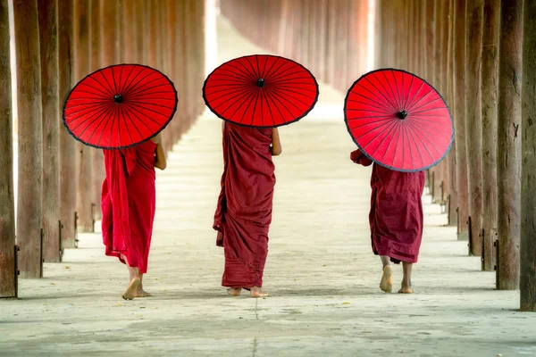 Mianmar Újonc Szerzetes Séta Pagoda Bagan Mandalay Landmark Turisztikai Ázsia — Stock Fotó