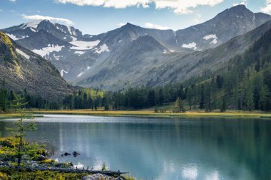Göl banka, Altay Dağları, Rusya Federasyonu