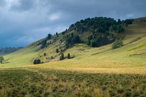 Алтайський край гір в Росії — стокове фото