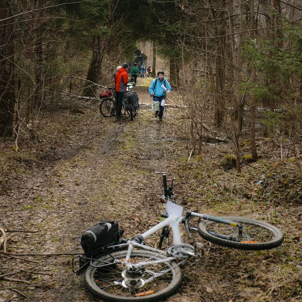 モスクワ地域、ロシアでの自転車のための競争を方向づける ストック写真