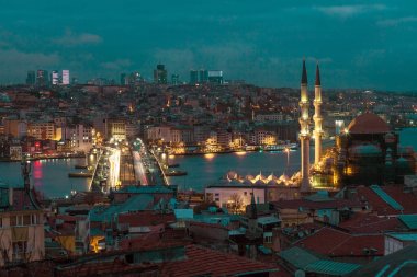 İş ve tarihsel bölgeleri