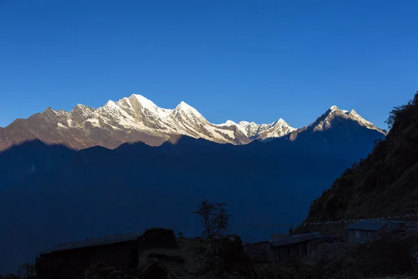 A nepáli Himalája hegyi — Stock Fotó