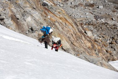 Nepal dağ hamallar