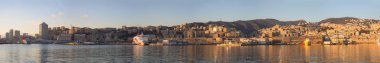 Cenova, İtalya _ 23 Aralık 2017: panoramik şehir se görüntülendi