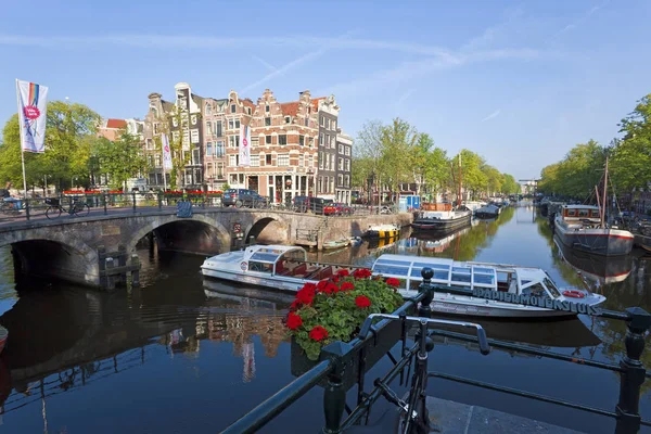 Canal, Amsterdam, Nizozemsko, Nizozemí — Stock fotografie