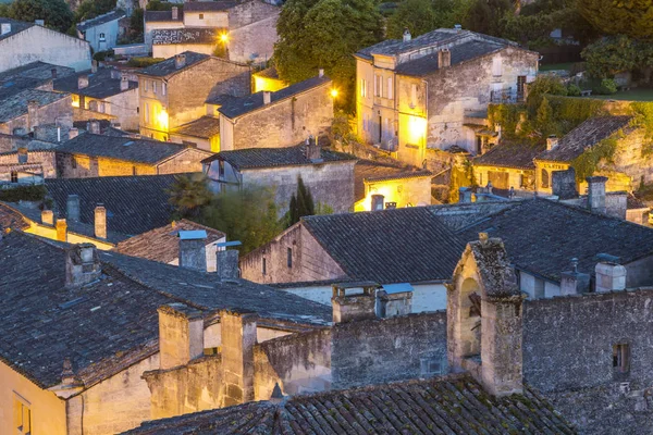 View over St. Emilion rooftops at dusk, Gironde — Stock Photo, Image