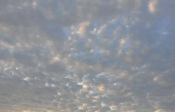 Gün batımı bulut ve gökyüzü arka plan — Stok fotoğraf