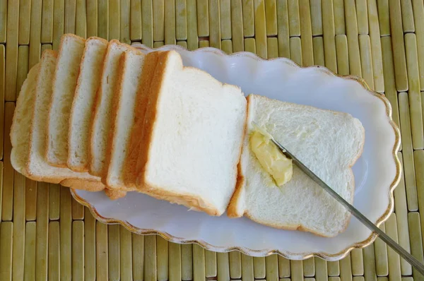 Masło z tabeli nóż na chleb — Zdjęcie stockowe