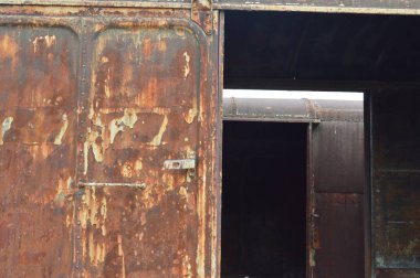 slayt kapı eski tren park araba mezarlığı