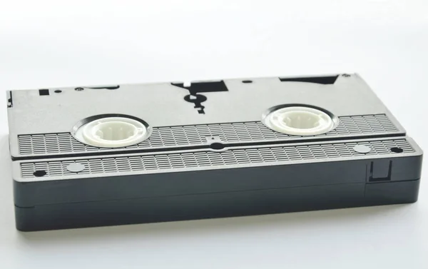 흰색 바탕에 검은 비디오 테이프 레코더 — 스톡 사진
