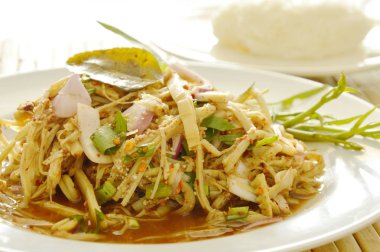  baharatlı dilim bambu sürgün salata Tay kuzeydoğu tarzı yemek yapışkan pirinç