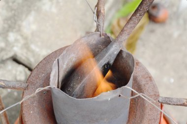  havya yakmak için iş kaynak çelik teneke kova