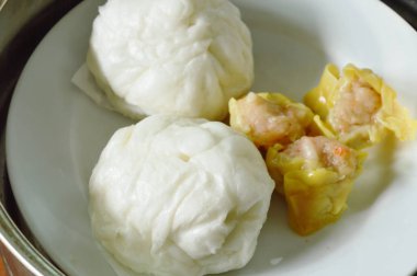  Çince buğulanmış çörek kıyılmış domuz eti ve Dim sum pot dolması