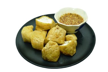 Kızarmış soya peyniri ve tatlı fasulye sosu.