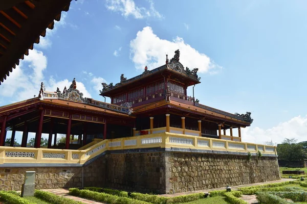 Dai Noi palace of last Vietnamese emperor — Stock Photo, Image