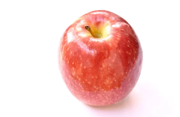 Червоне яблуко здорові фрукти на білому тлі — стокове фото