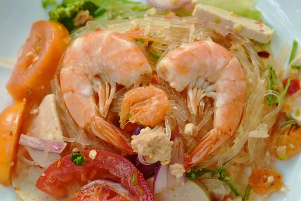 Nouilles Verre Avec Crevettes Salade Épicée Porc Haché Sur Assiette — Photo