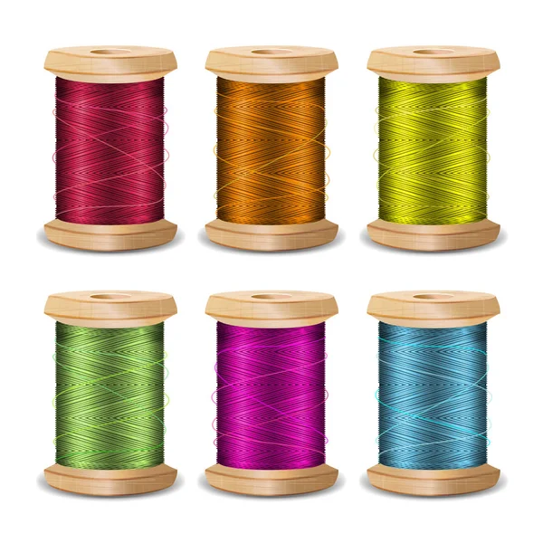 Thread Spool Set. Bright Old Wooden   Bobbin. Isolated On White Background For Needlework And Needlecraft. Stock Vector Illustration — Stock Vector