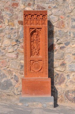 Khor Virap, Ermenistan - 12 Ekim 2016: Khachkar bir manastırda tüf üzerinden