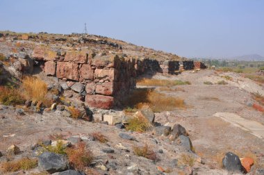 Taş Metzamor kapanışa duvar. Ermenistan