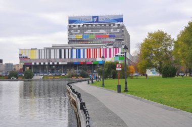 Moskova, Rusya - 20 Ekim 2015: Ostankino televizyon merkezinin donanım-stüdyo kompleksi