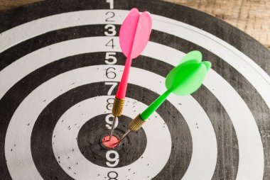 Dart oyunu. Başarı simgesi.