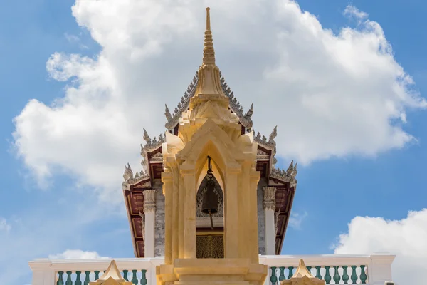 Kao Wang, ancien palais et pagode au sommet de la colline à Petchaburi — Photo