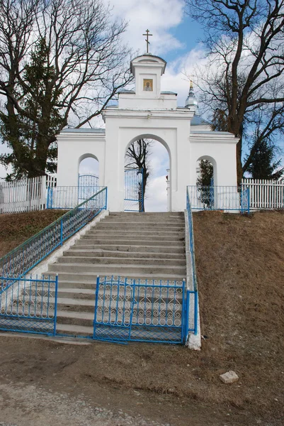 The entrance gate of the monastery of St. John the Merciful (1625). — Stock Photo, Image