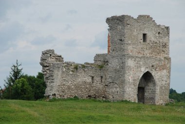 Castle Hill 'in giriş kulesi