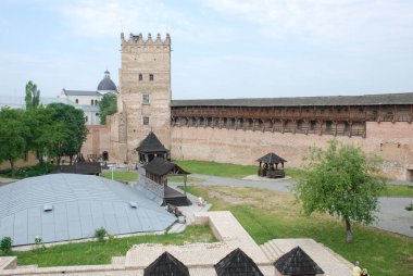 Savunma duvarları Lutsk Castle