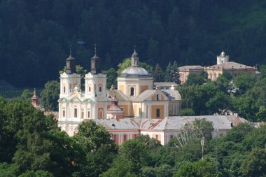 Şekil Değiştirme Katedrali