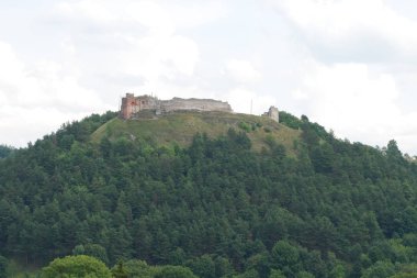 Castle Hill Savunma duvarları