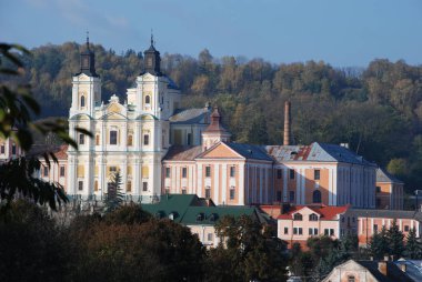 Şekil Değiştirme Katedrali