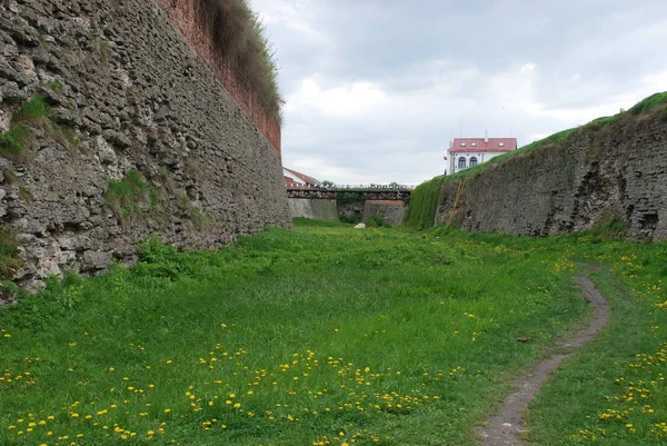 Paredes defensivas Castelo de Dubno — Fotografia de Stock