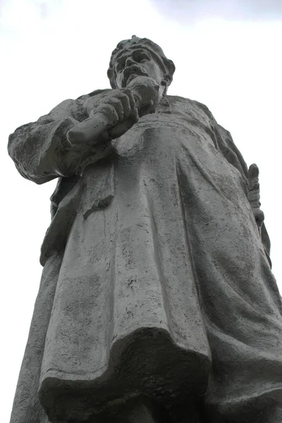 Μνημείο σε bogdan khmelnitsky — Φωτογραφία Αρχείου