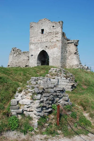 Ingången torn på Castle Hill — Stockfoto