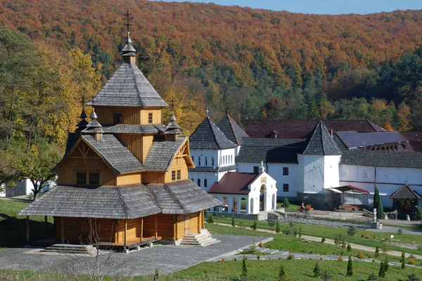 Univ Yunan Katolik Manastırı