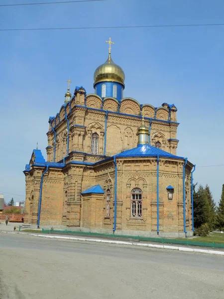Svyatopokrovska (Ezred) templom Kremenets — Stock Fotó