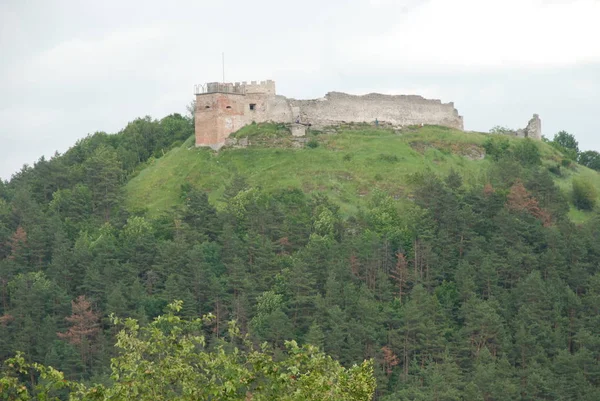 Obornni стіни Замковій горі — стокове фото