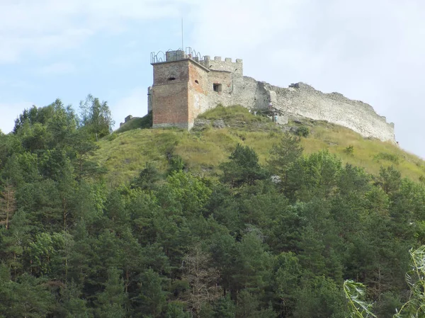 Obornni стіни Замковій горі — стокове фото