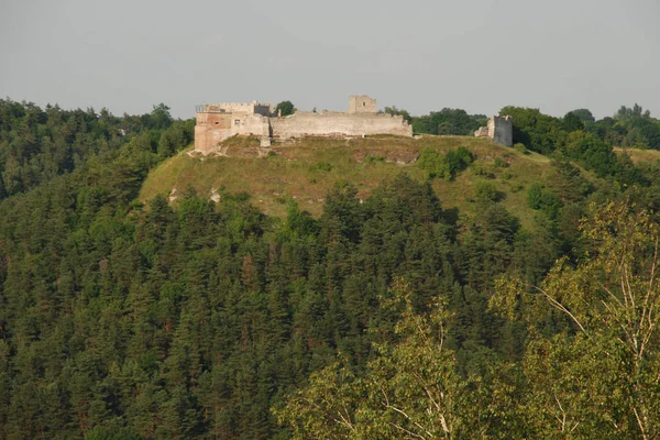 Стены замка Оборни — стоковое фото