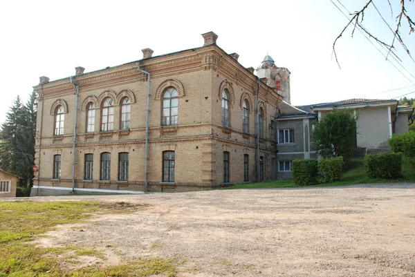 Antik çağlarda Kontes Dzembovskoyi 'nin eski malikanesi